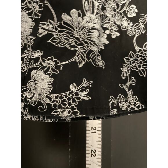 Rave Skirt Womens Small Black White Floral Flare USA Y2K 2000s Whimsigoth FLAW - Picture 7 of 8